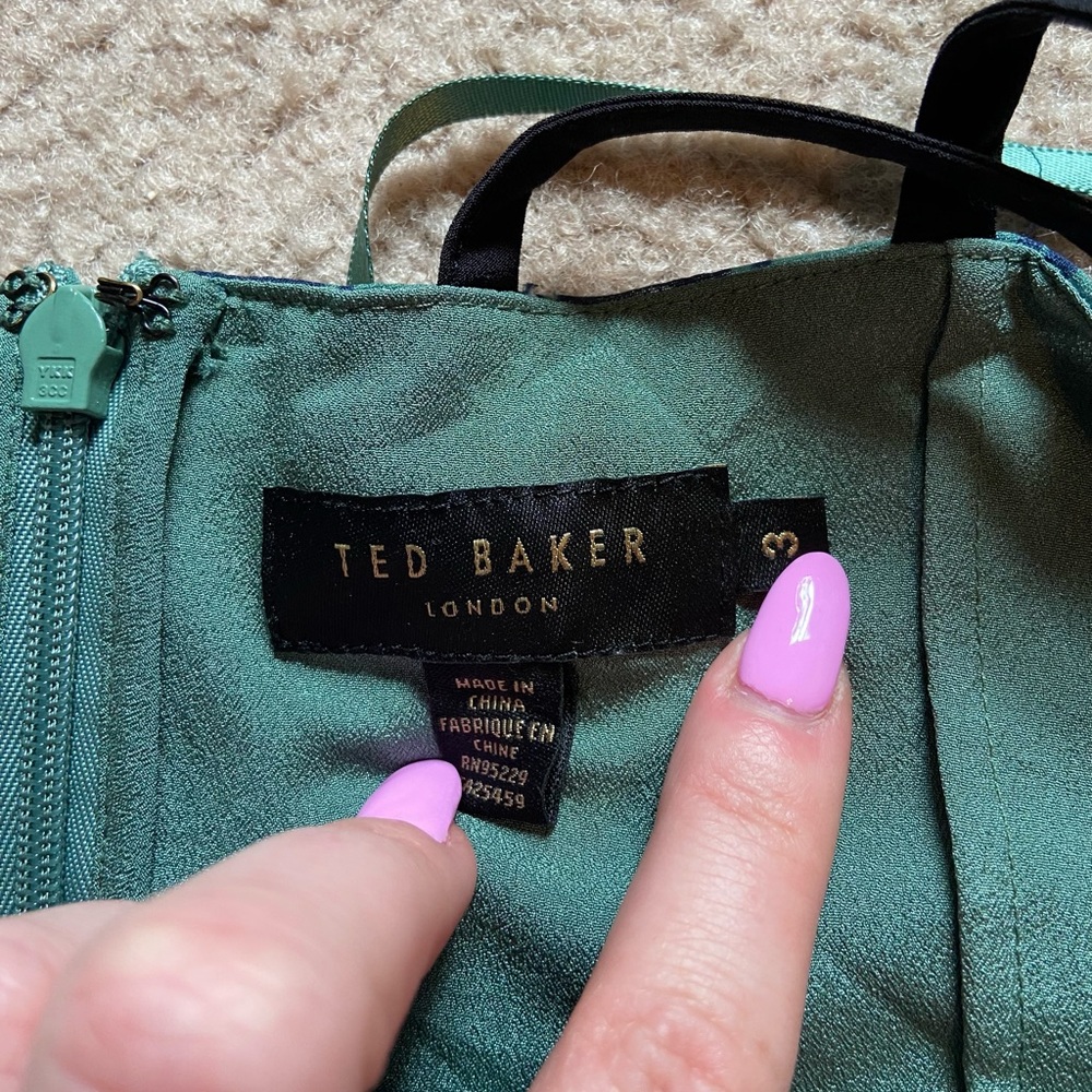๐HP๐ Ted Baker London Zohzoh Pinataโ Maxi High Neck Dress - Olive Size 3 - Picture 6 of 16